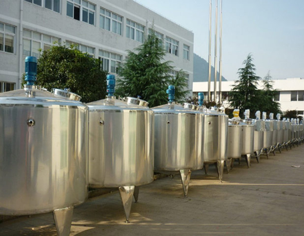 產(chǎn)品質(zhì)量過關(guān)，服務(wù)也是一個(gè)主要的因素